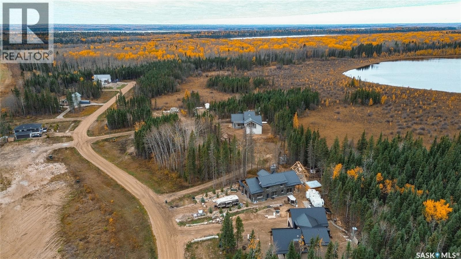 28 Patrick DRIVE photo 11