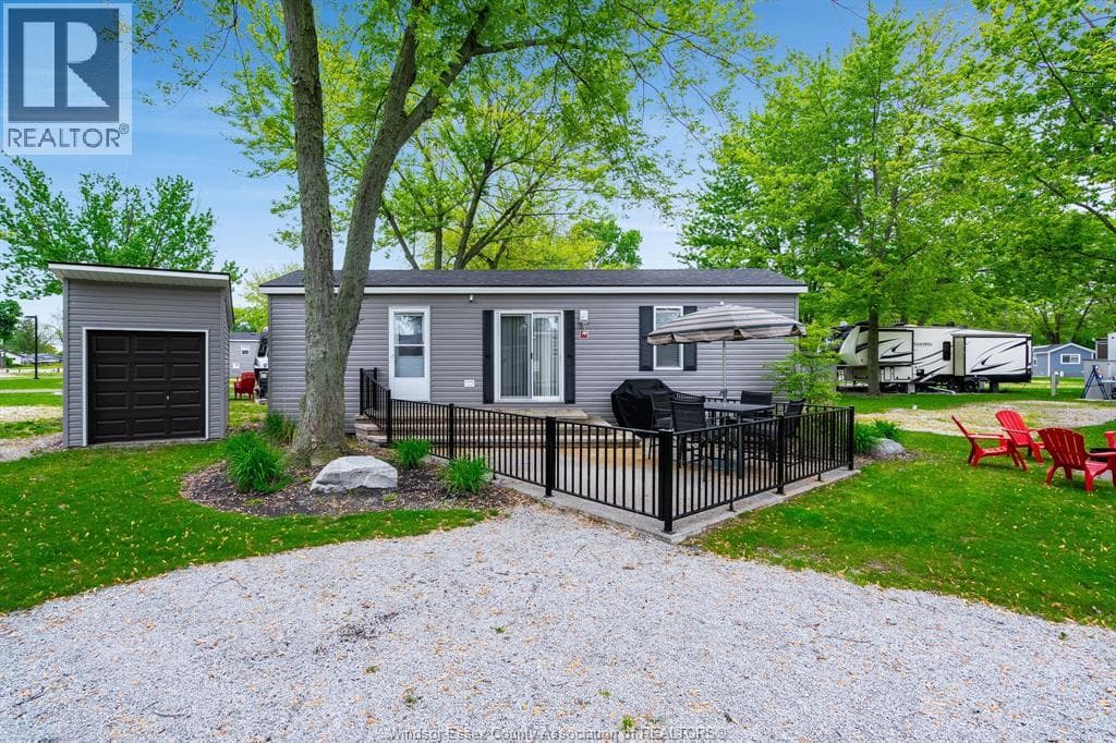 3 bed 1 bath single family at 981 County Rd 2 Unit# 522 — $199,000
