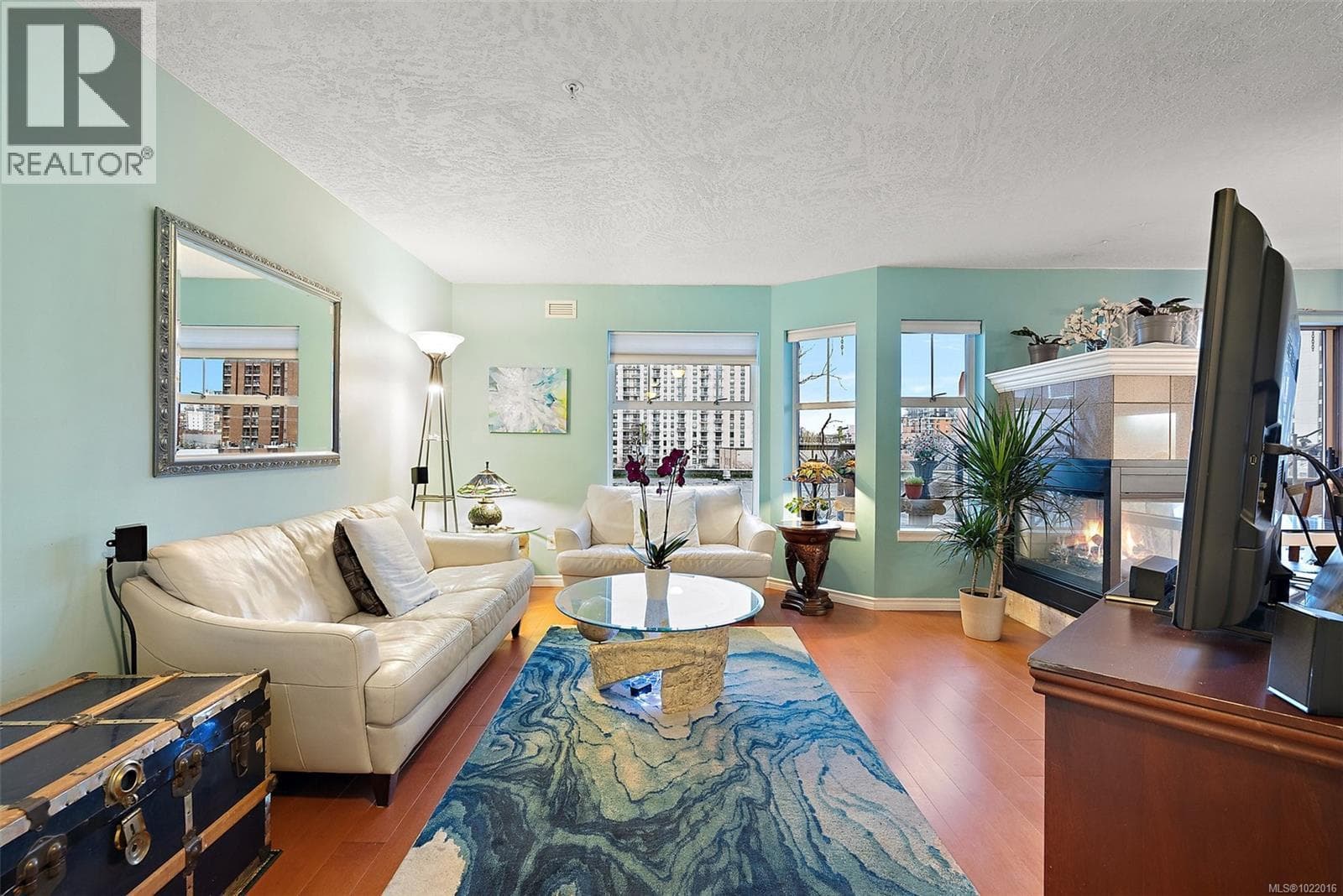 2 bed 2 bath single family at 302 935 Johnson St — $545,000