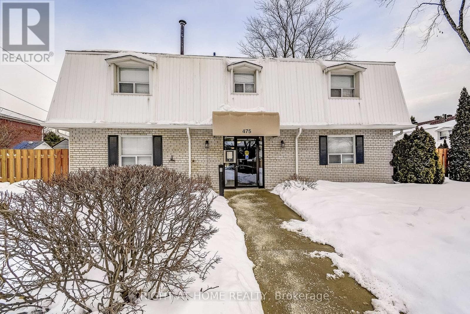 2 bed 1 bath single family at 6 - 475 CLARIDGE ROAD — $499,900