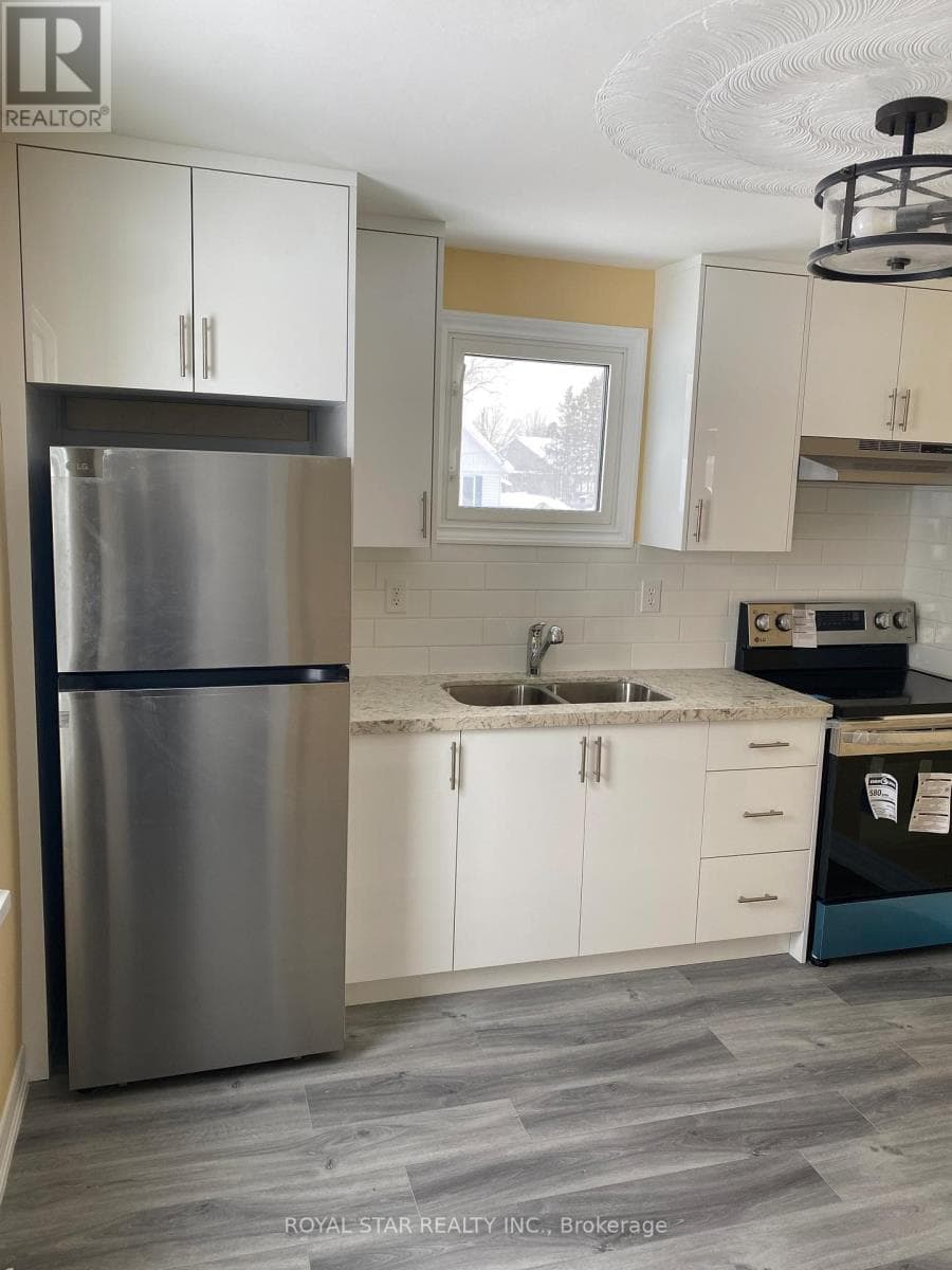 582 GARAFRAXA STREET S photo 5