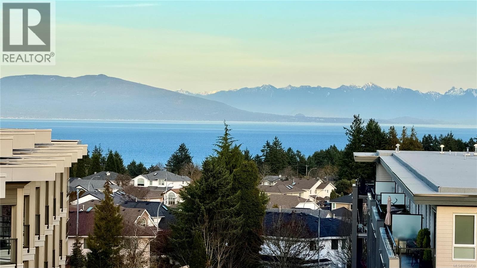 1 bed 1 bath single family at 510 6320 Sentinal Dr — $499,900