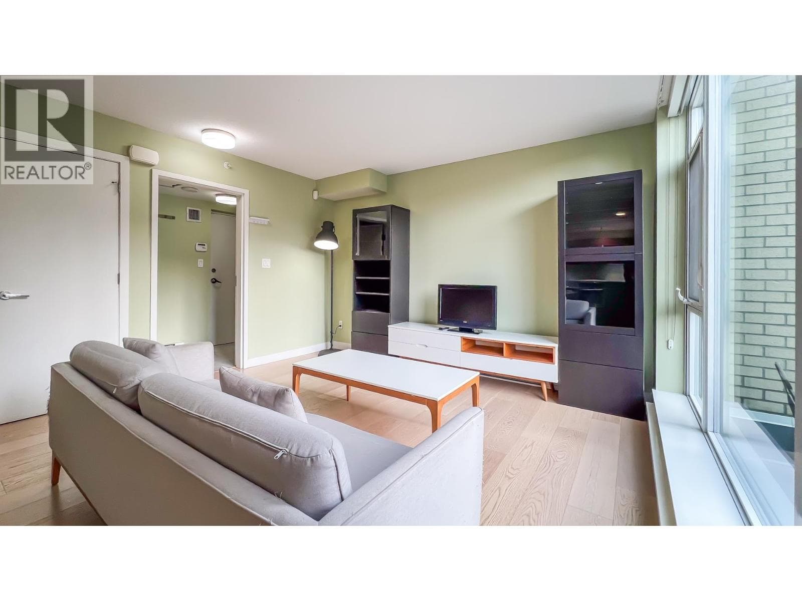 5 9019 COOK ROAD photo 3