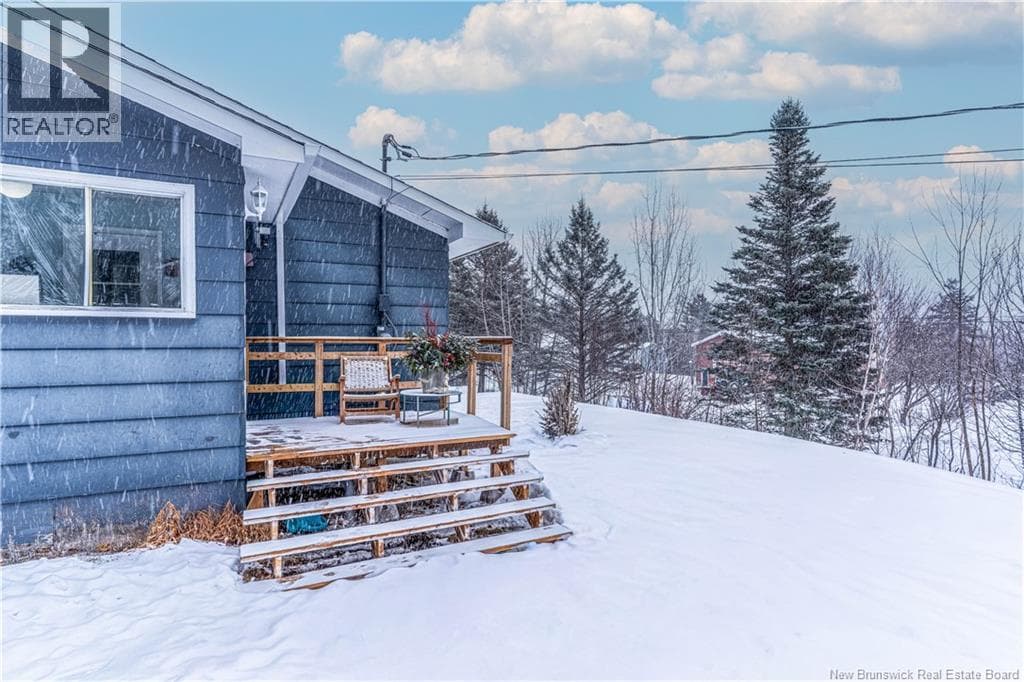 316 Halcomb Road photo 2
