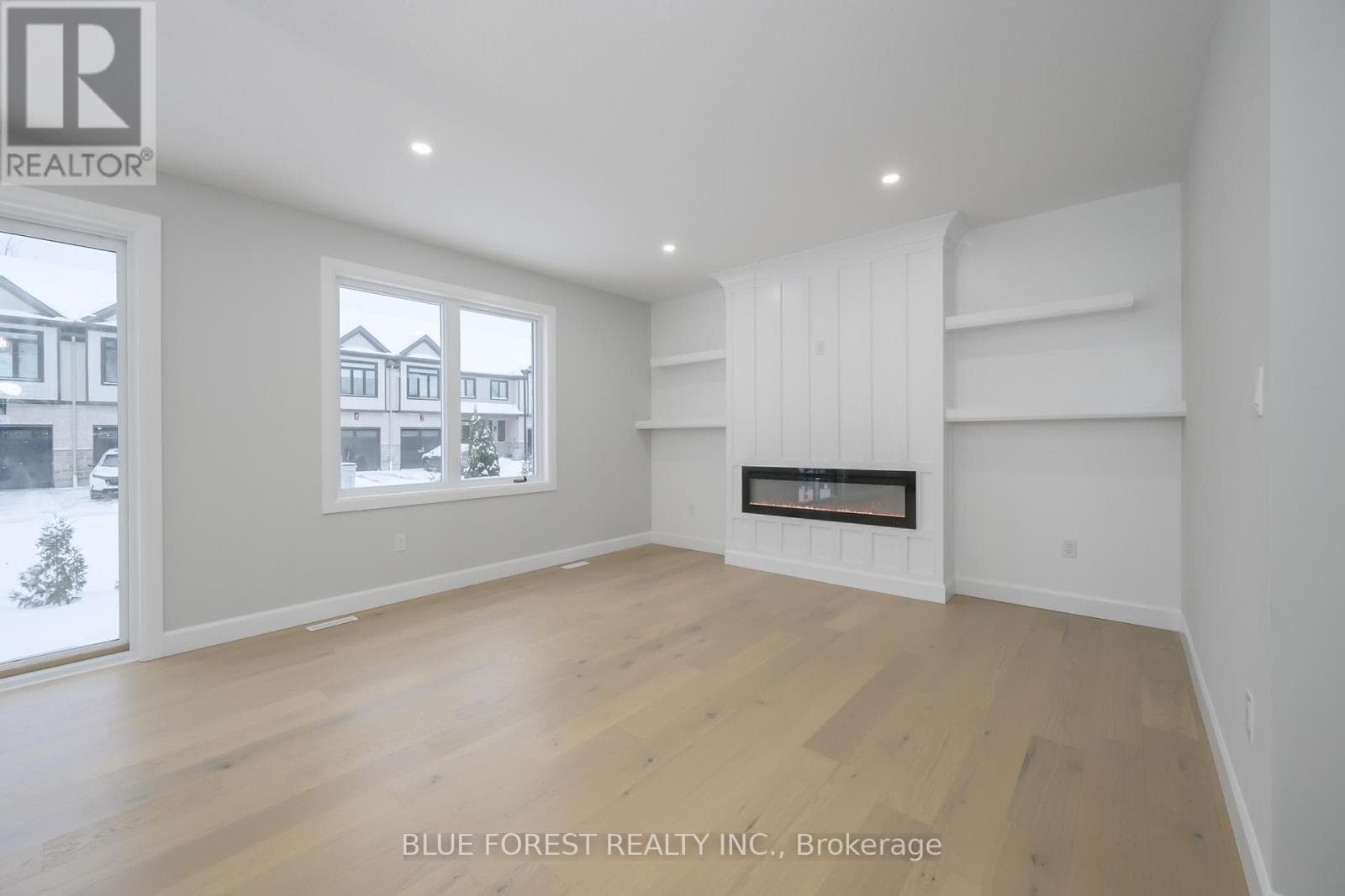 619 LIONS PARK DRIVE photo 5