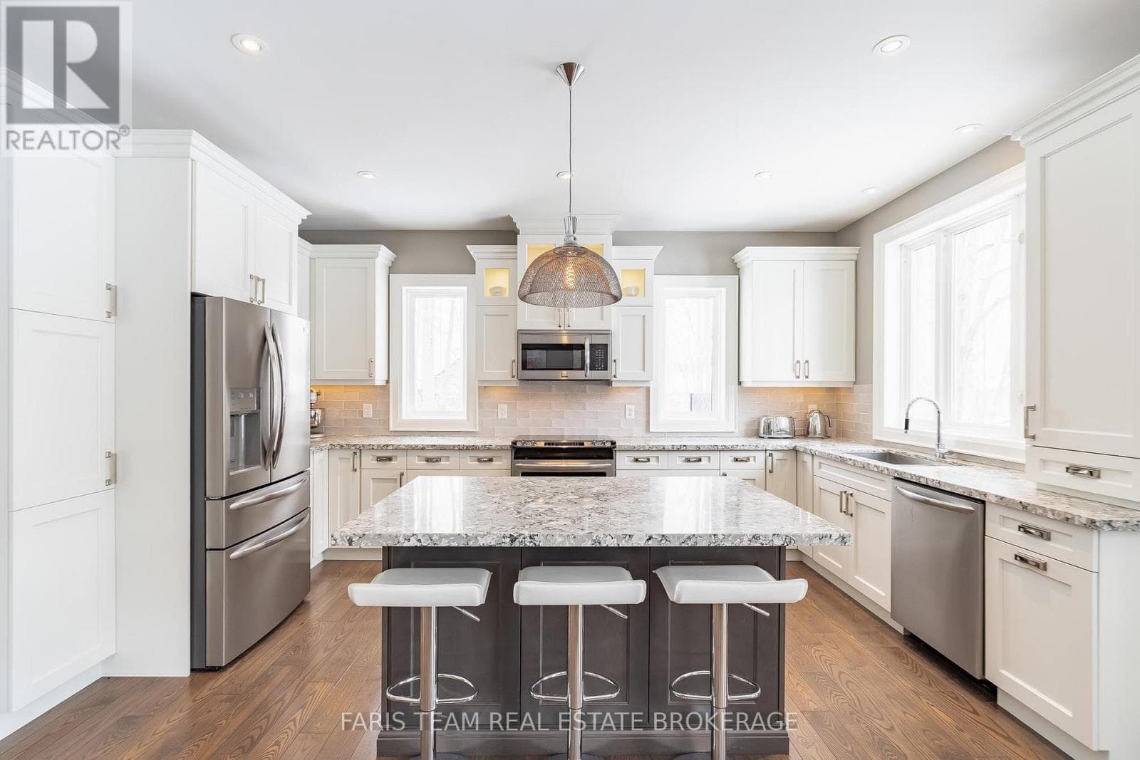 142 MENNILL DRIVE photo 5