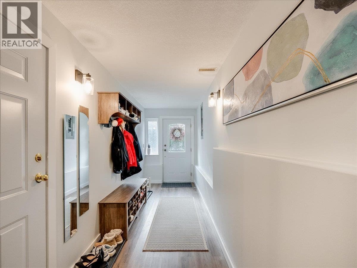 1105 Christie Road photo 4