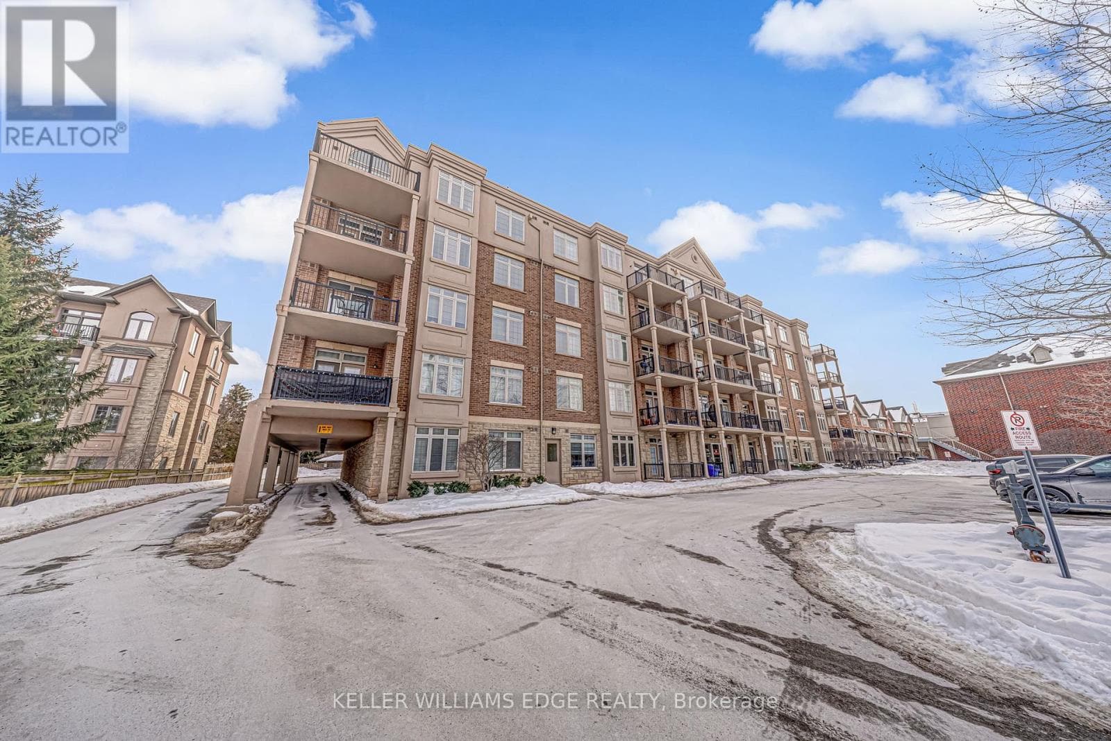 2 bed 2 bath single family at 207 - 396 PLAINS ROAD E — $549,995