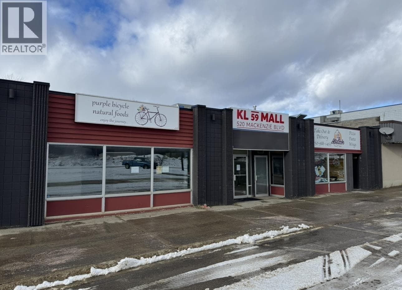 retail at 520 MACKENZIE BOULEVARD — $499,000