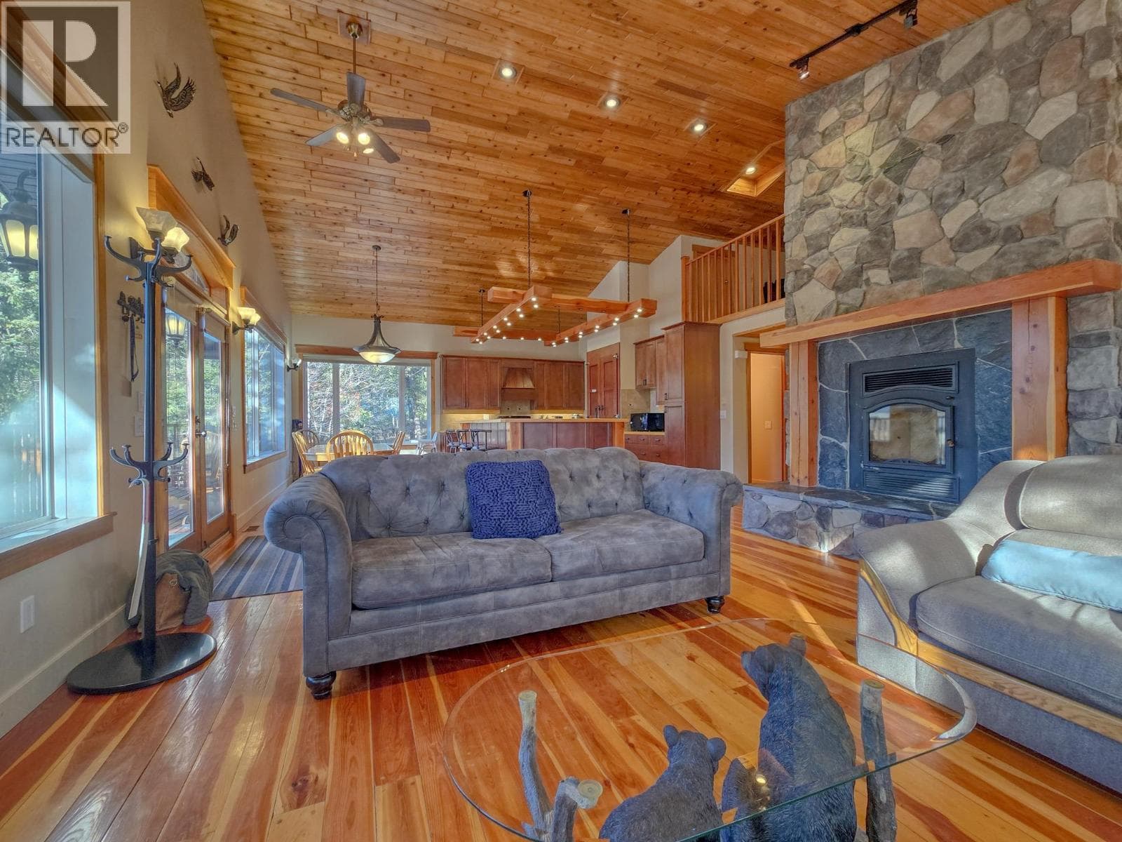 4980 TIMBERSIDE Place photo 4