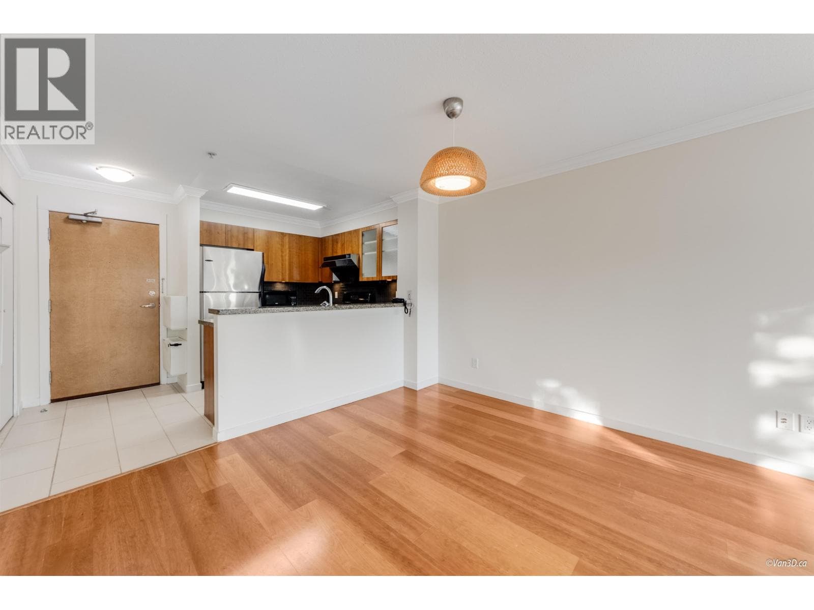 408 8060 JONES ROAD photo 5