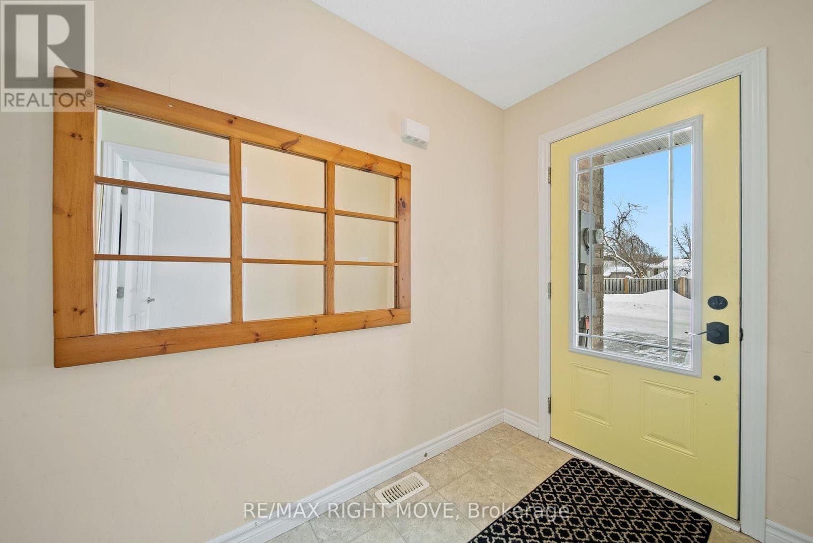 3 TAYLOR DRIVE photo 3