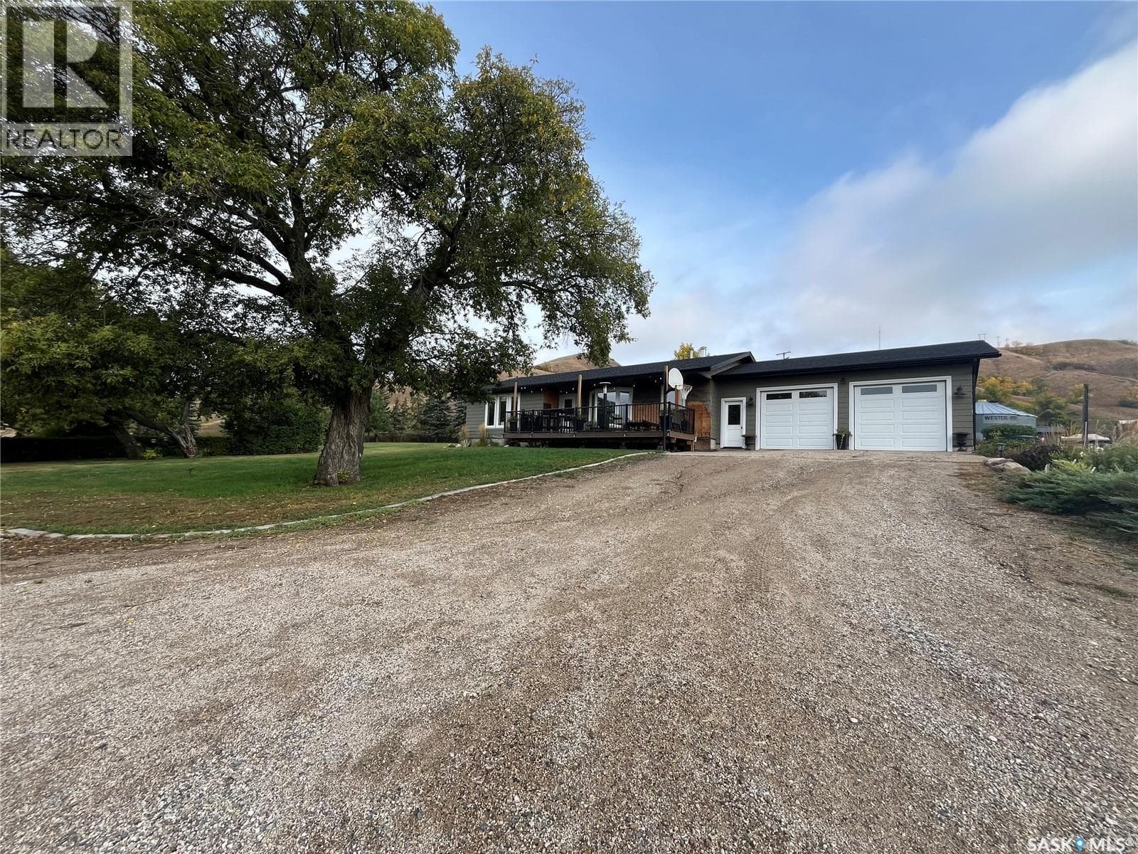 5 bed 3 bath single family at Hill Acreage — $399,000