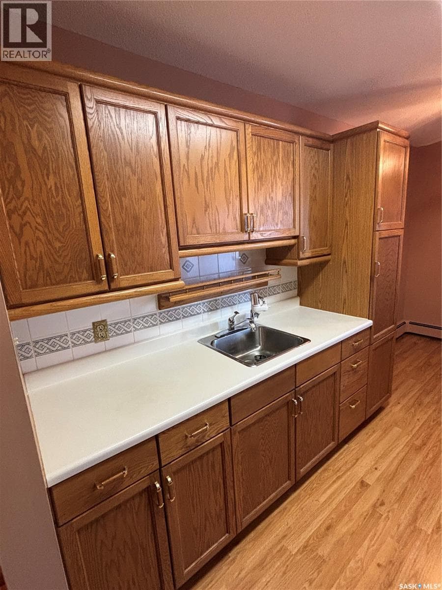 31 26 Shaw STREET photo 5