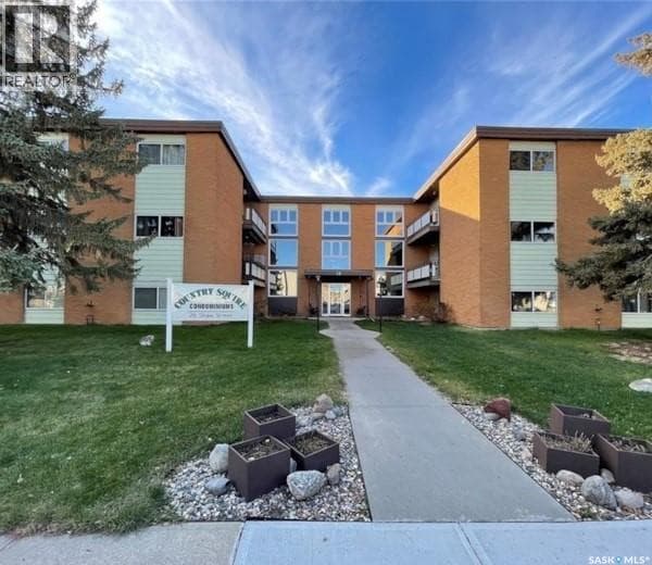 2 bed 1 bath single family at 31 26 Shaw STREET — $79,900