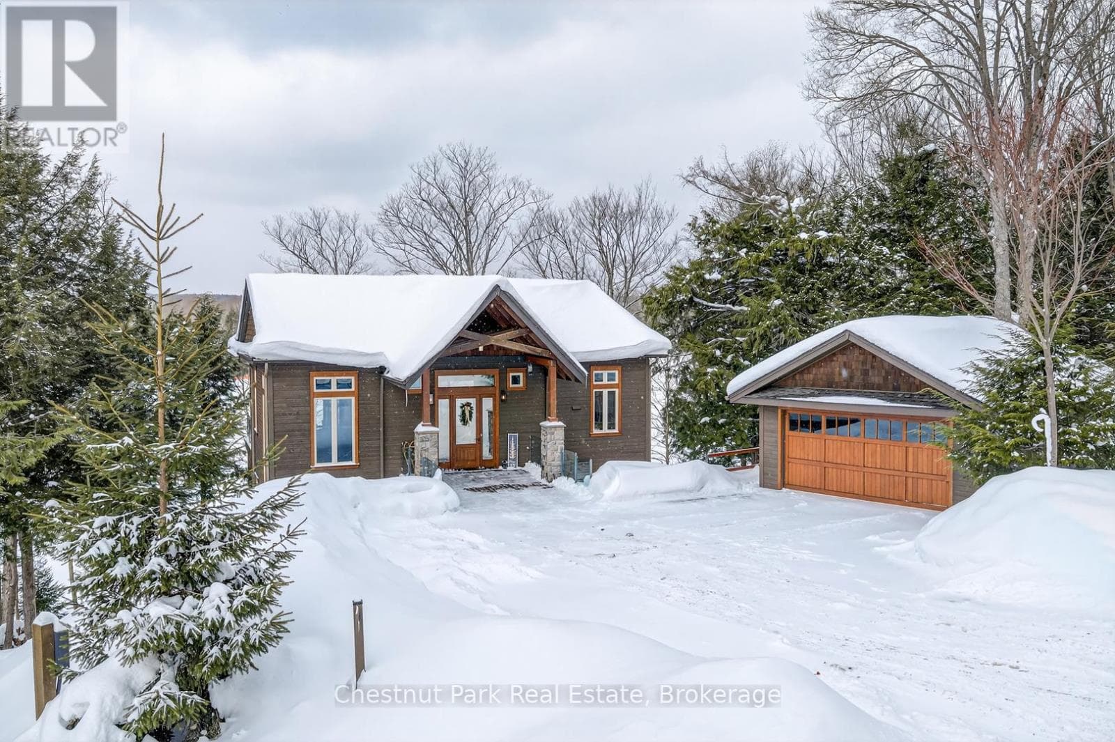 3 bed 3 bath single family at 41 CLUBHOUSE DRIVE — $1,699,000