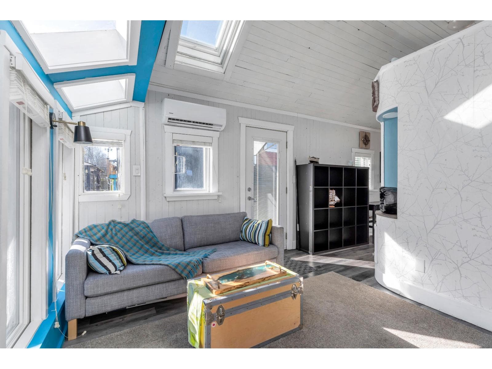 16 20837 LOUIE CRESCENT photo 5