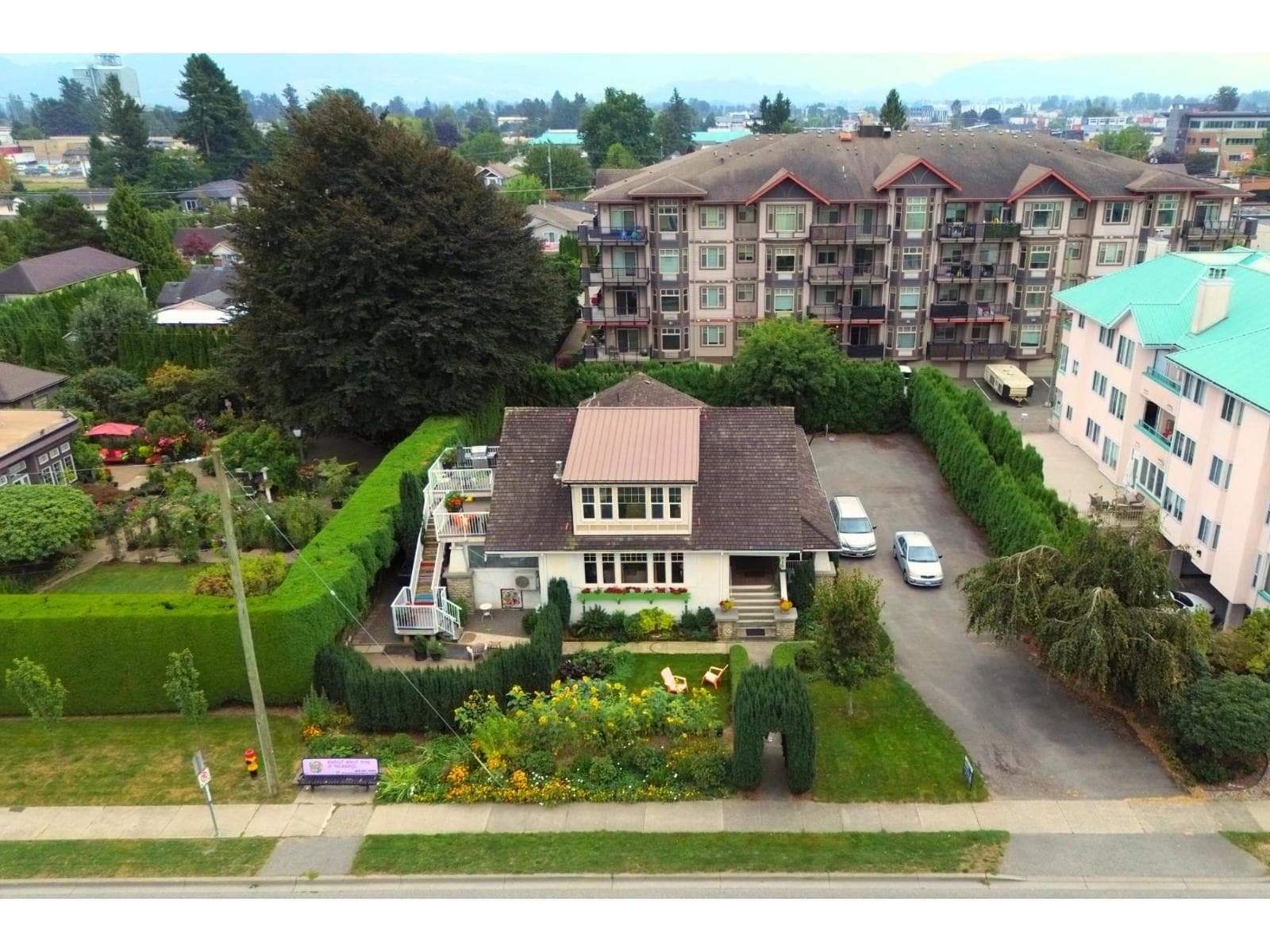 46028 FIRST AVENUE, Chilliwack Downtown photo 2