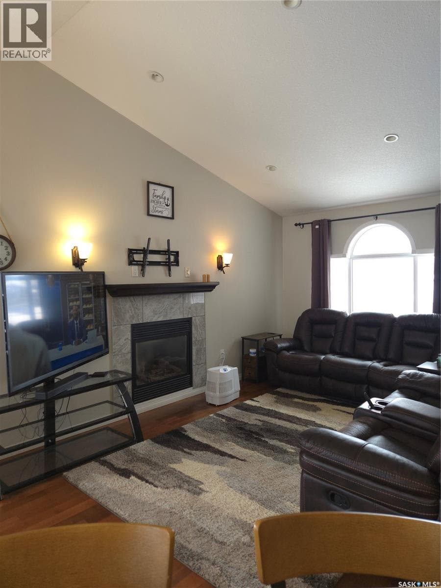 8 Main BAY photo 6