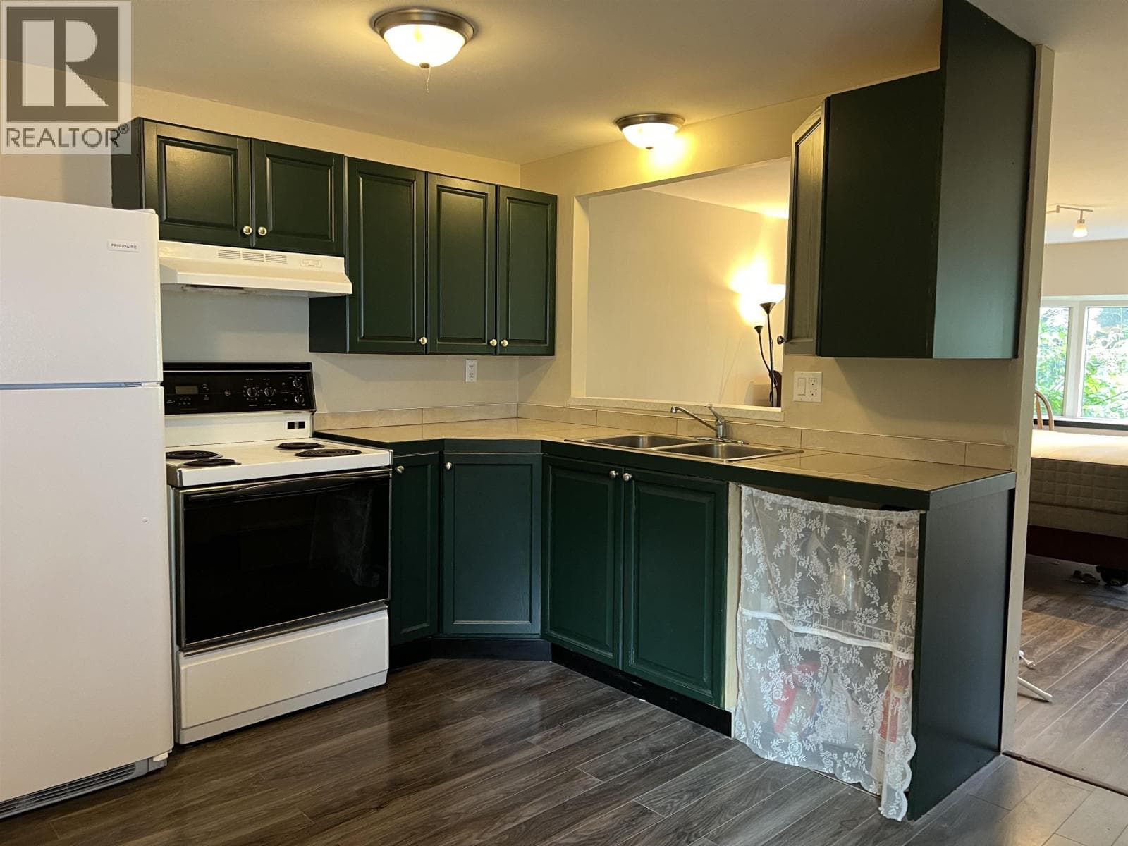 20 5288 SELMA PARK ROAD photo 5