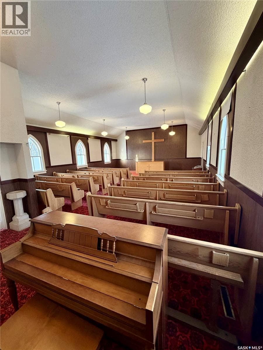 505 Railway AVENUE — photo 4