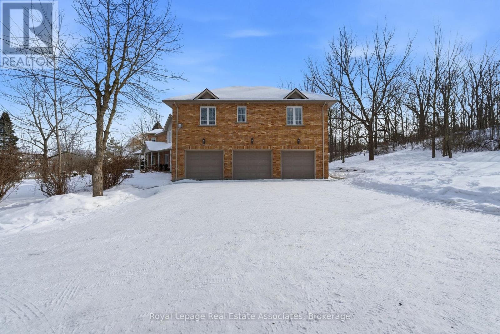 86 RIDGE ROAD E photo 5