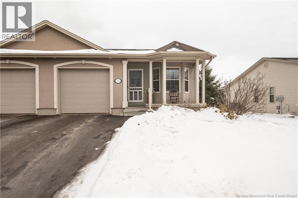 2 bed 2 bath single family at 78 Colby Crescent — $369,900