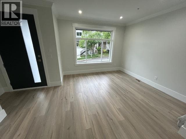 24308 101A AVENUE photo 2