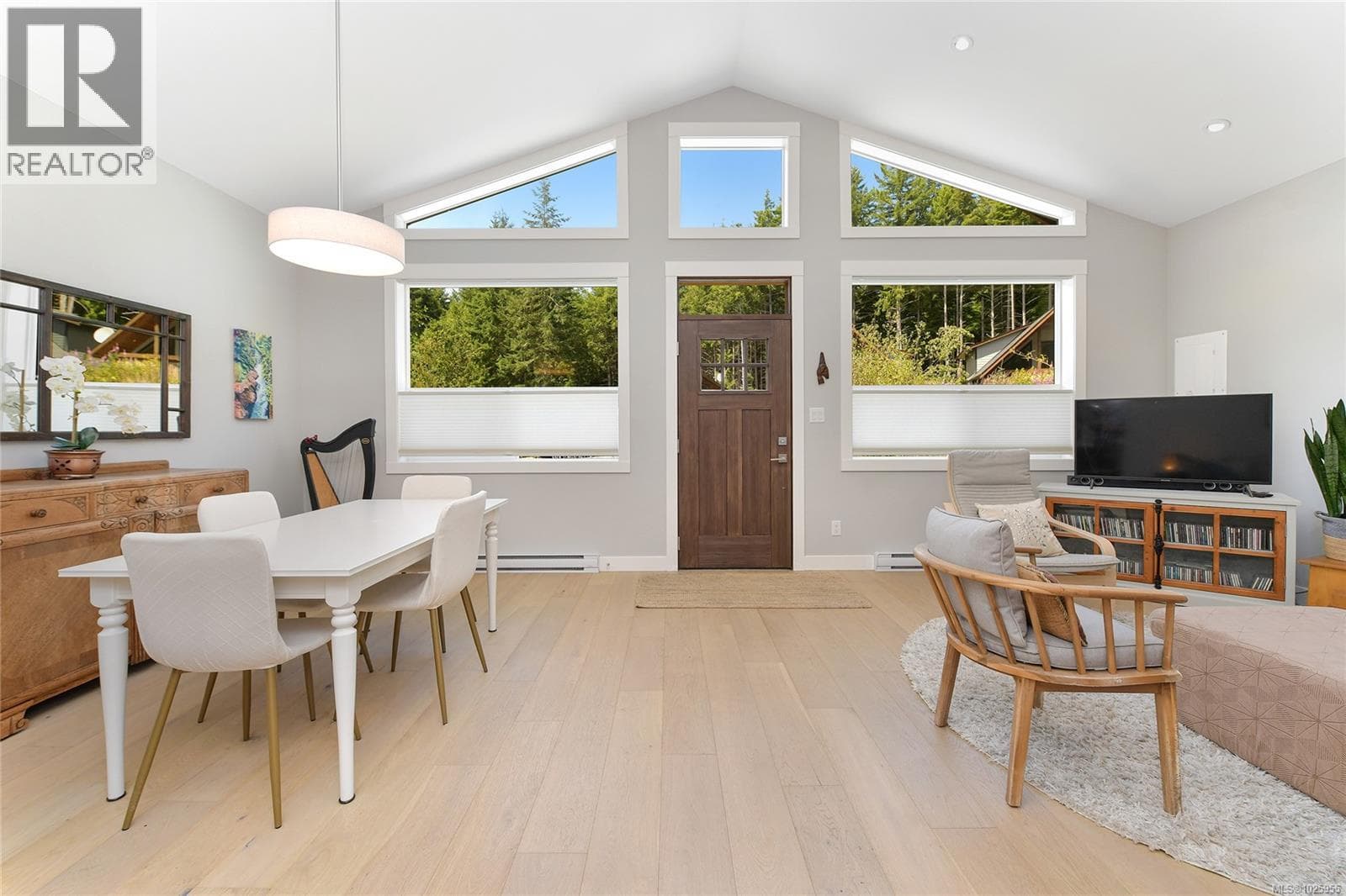2 bed 1 bath single family at 3822 TRAILHEAD Dr — $515,000