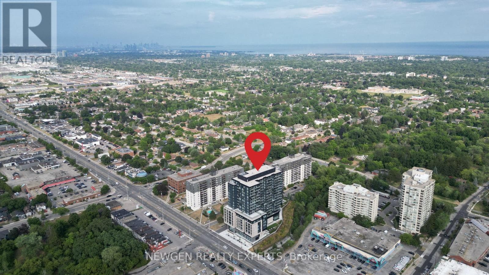 916 - 86 DUNDAS STREET E photo 2