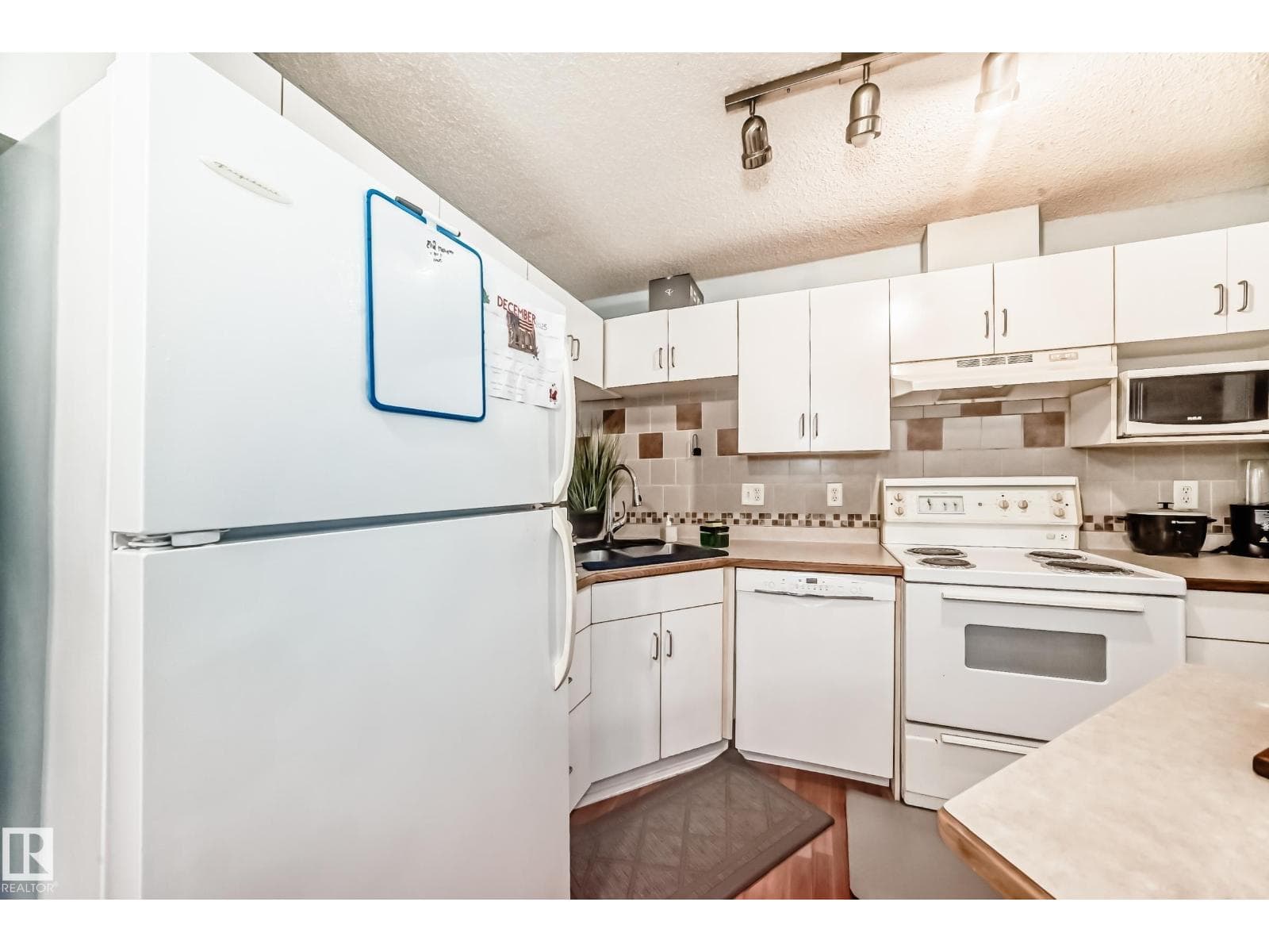 #108 10535 122 ST NW photo 9