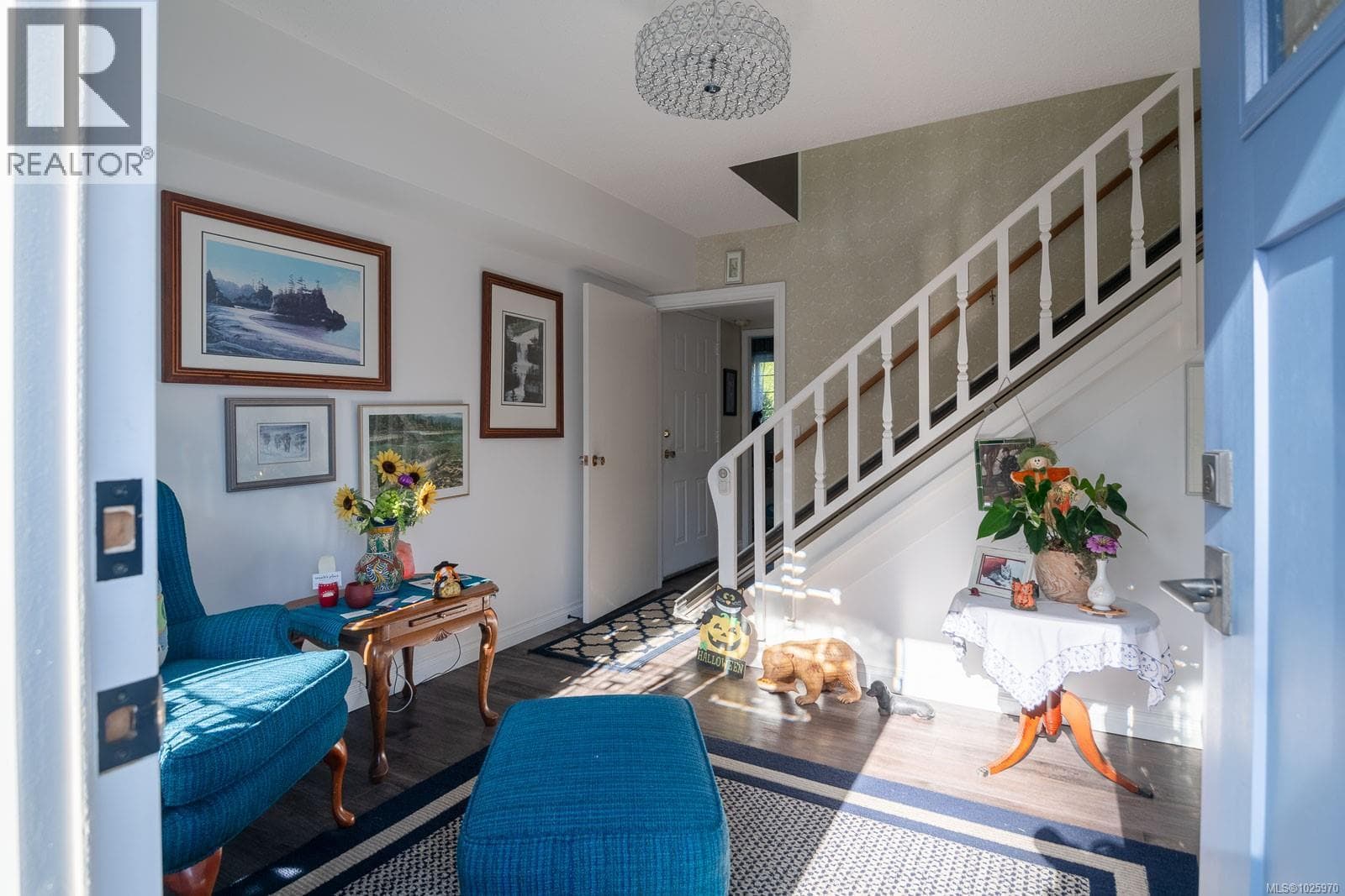 4455 Roger St photo 5