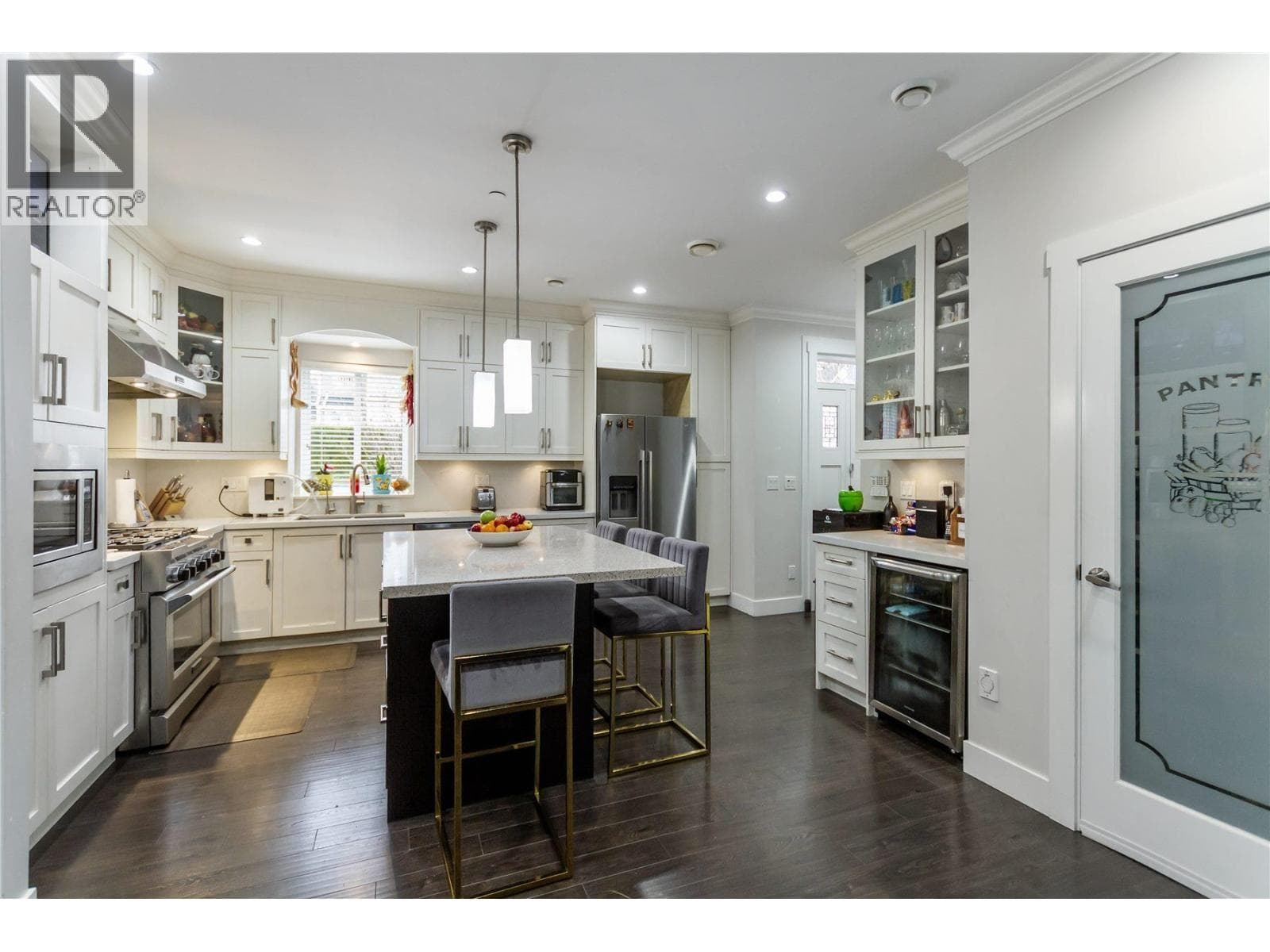 629 THIRTEENTH STREET photo 5
