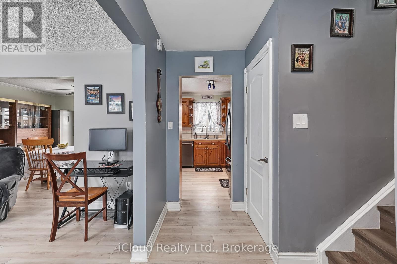 135 KING STREET photo 3