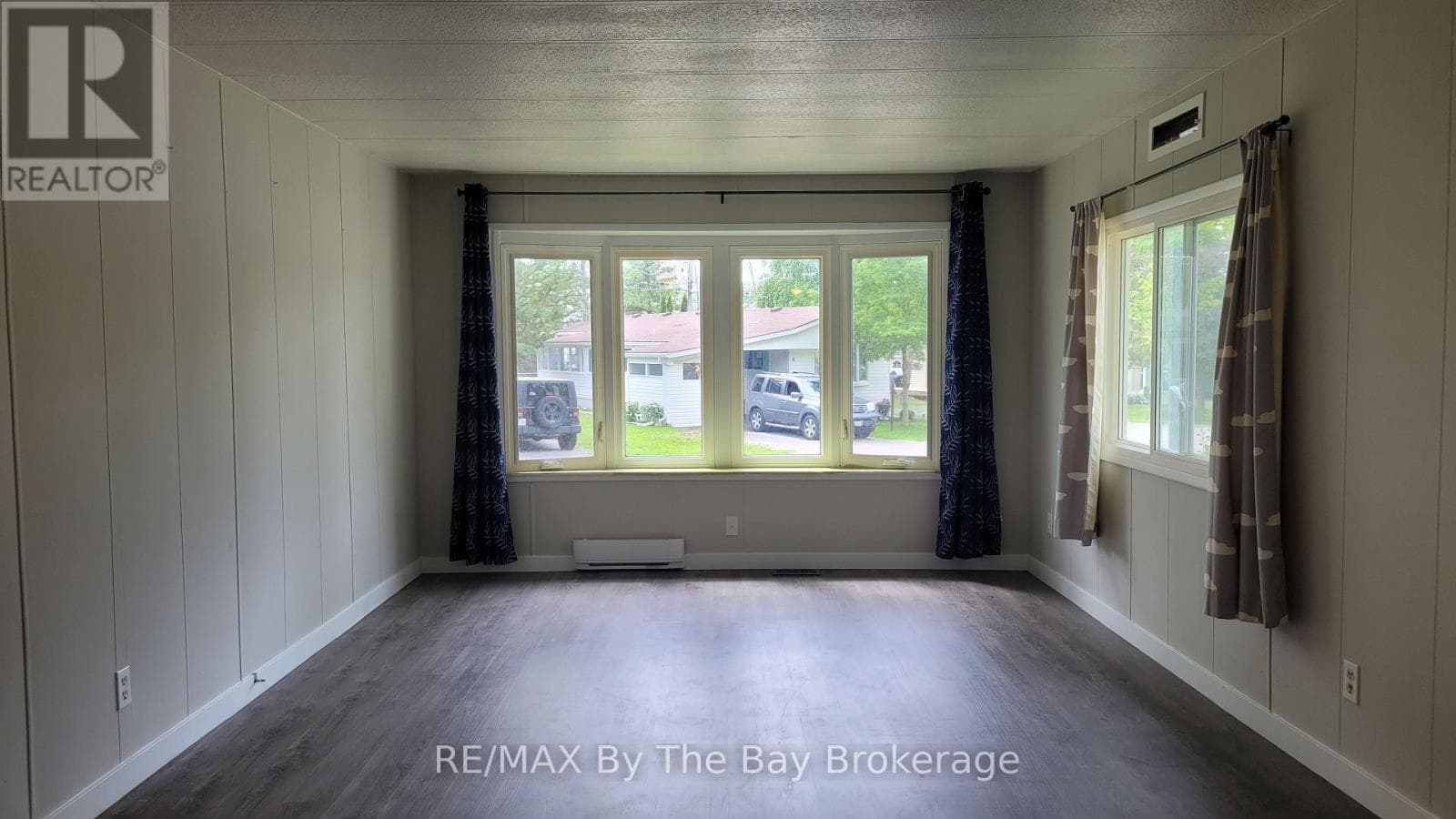 50 GEORGIAN GLEN DRIVE photo 2