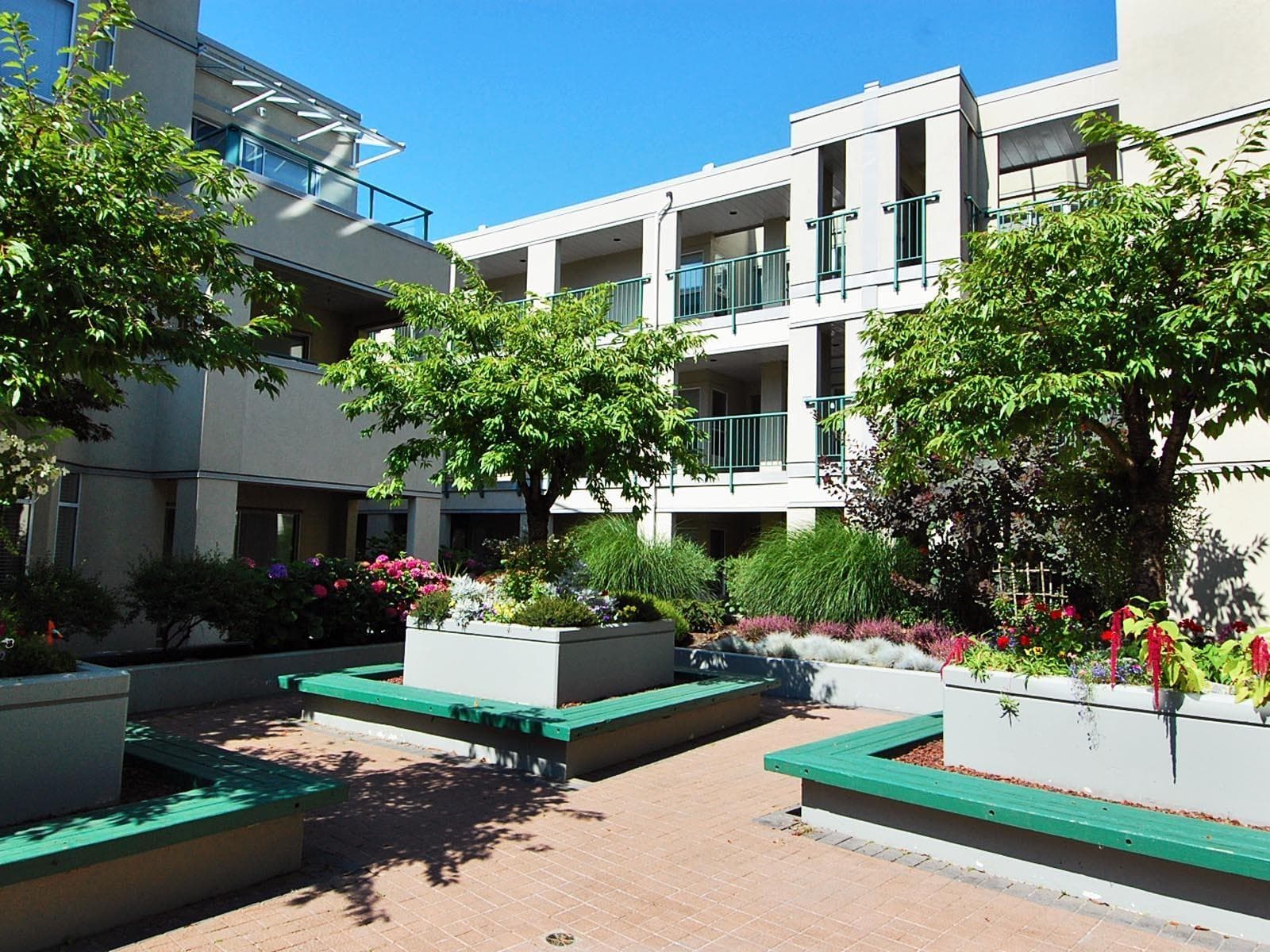 311 20680 56 AVENUE photo 5