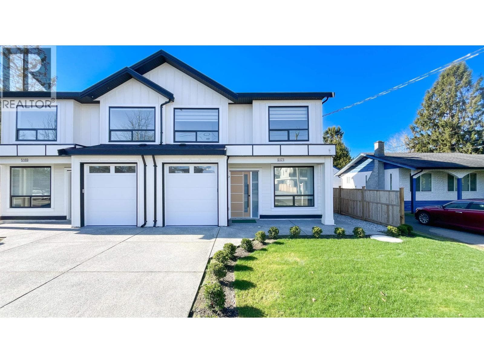 5171 57 STREET photo 3