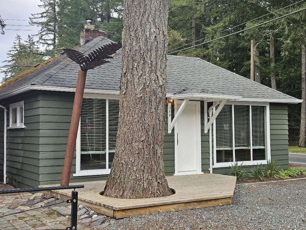 389 ALDER ST STREET, Cultus Lake North photo 3