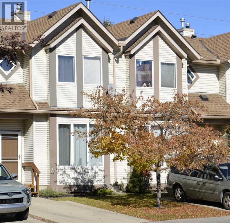 12 Shawbrooke Court SW