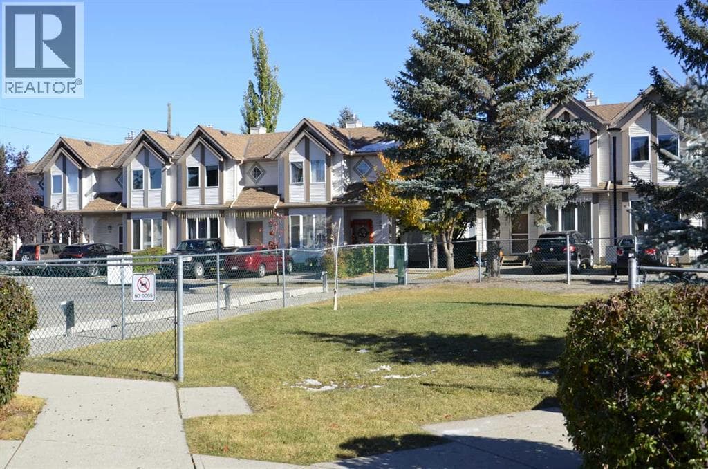 12 Shawbrooke Court SW — photo 3