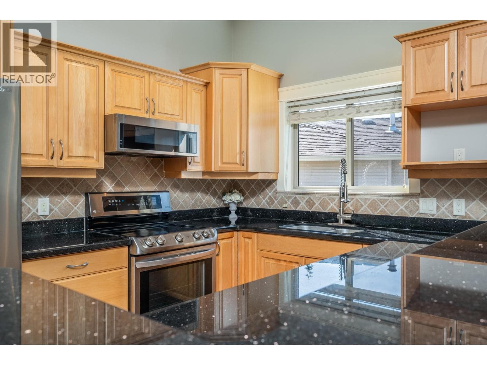 2100 Boucherie Road Unit# 2 photo 4