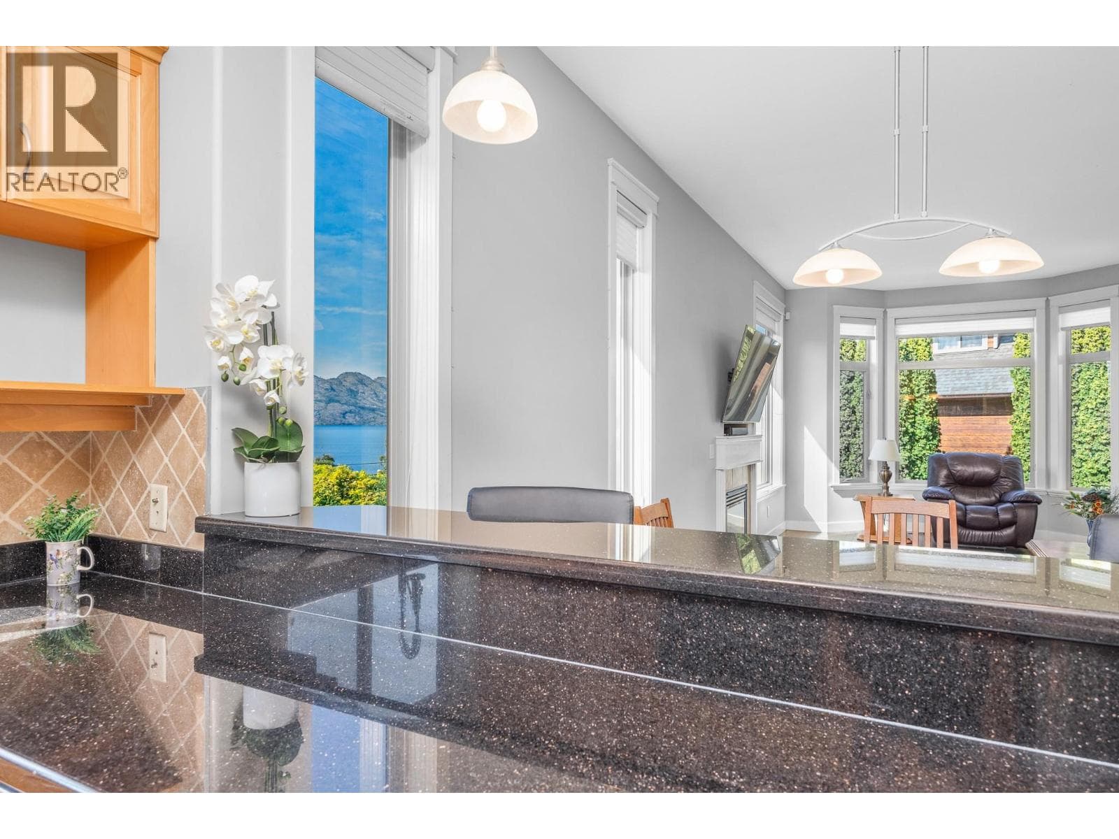 2100 Boucherie Road Unit# 2 photo 5