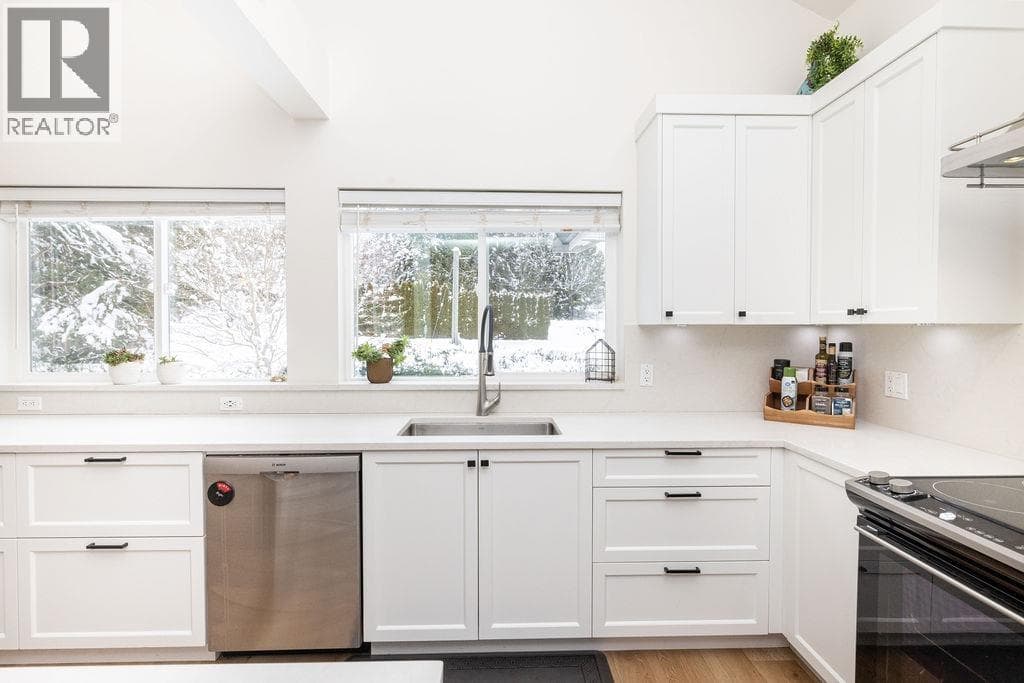 6251 JASPER ROAD photo 3