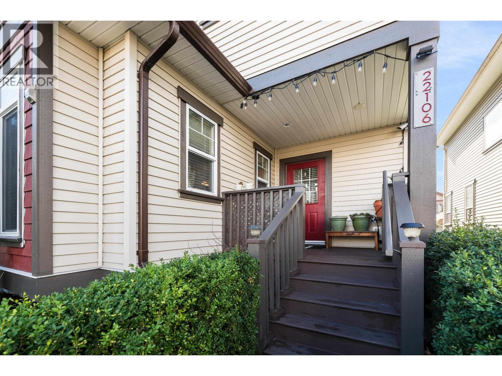 22106 LEMON AVENUE photo 2