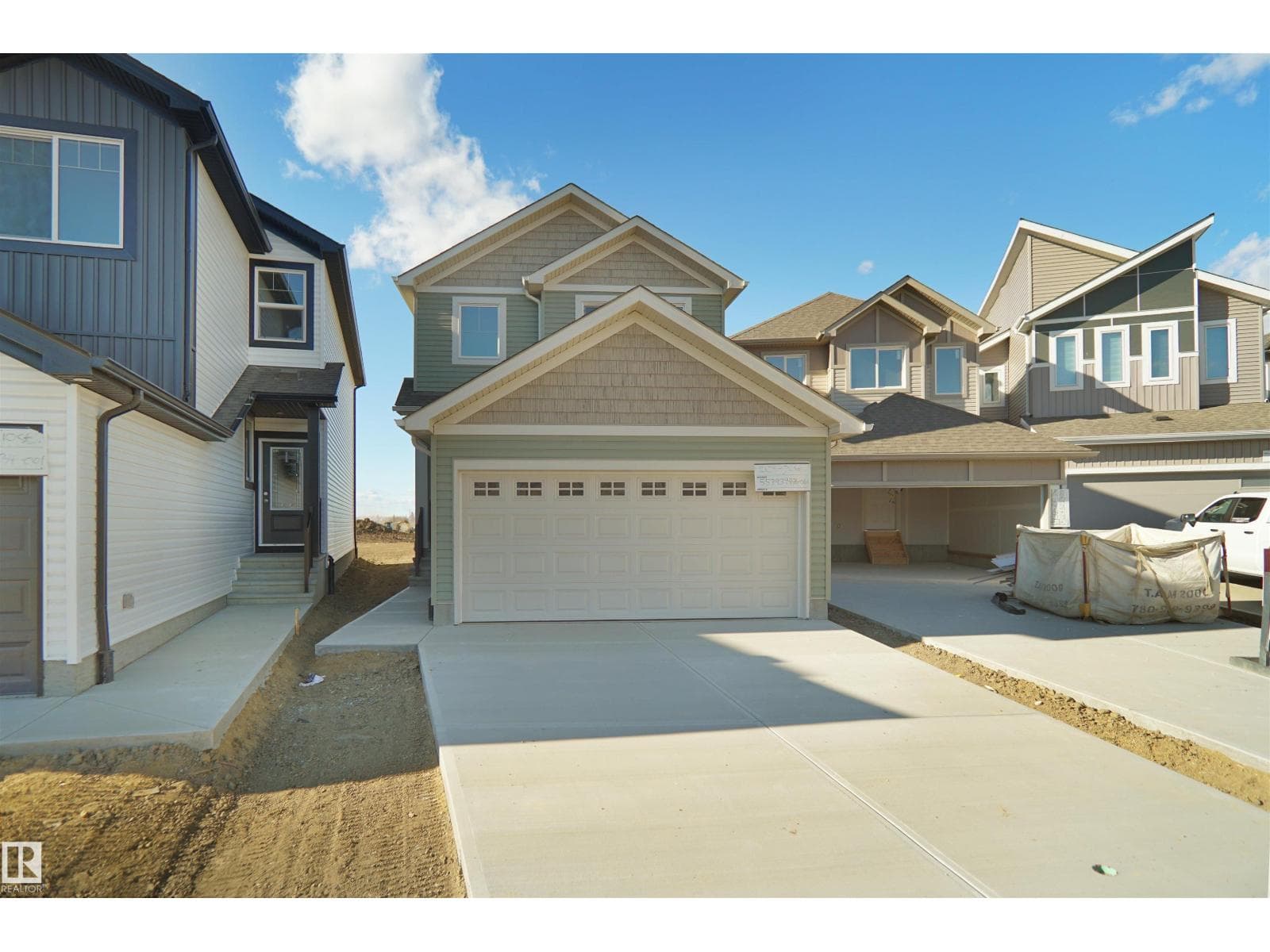 2128 210 ST NW photo 2