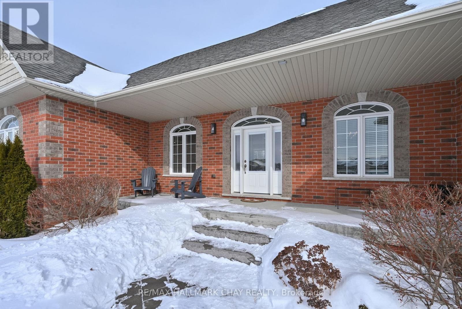 11 HARRY PARKER PLACE photo 3