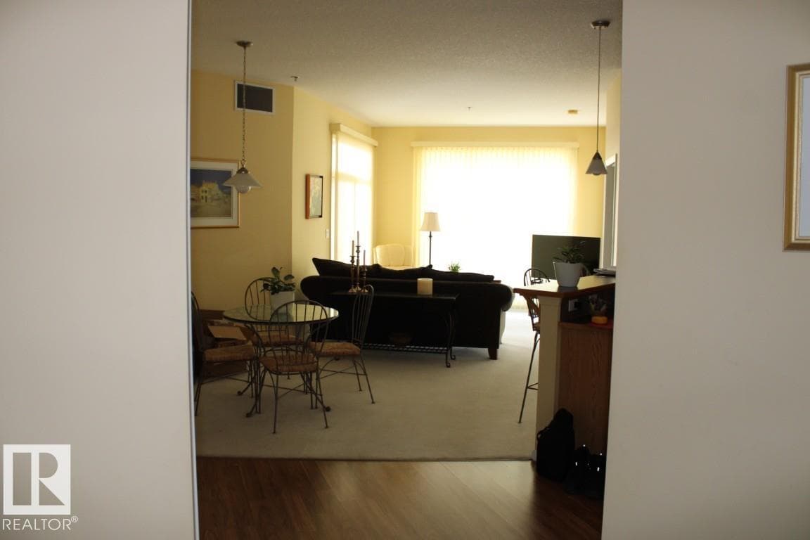 #330 4831 104A ST NW — photo 4
