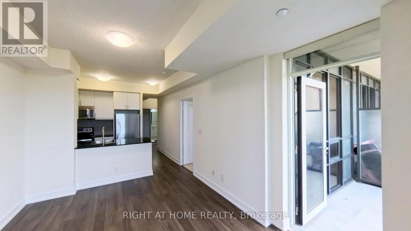 2101 - 6 EVA ROAD photo 4