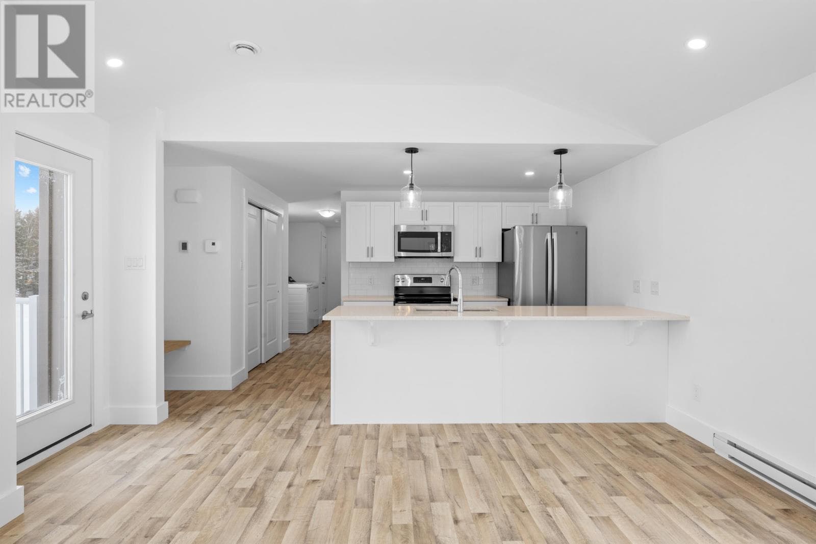 386 BUELL Road photo 5