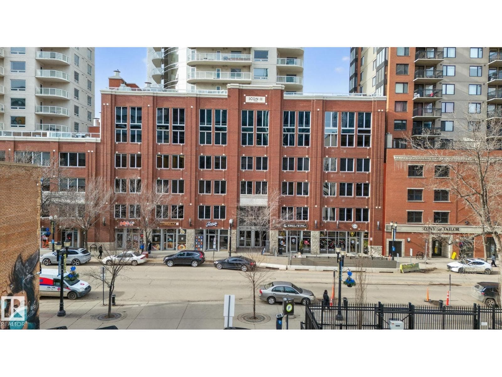 2 bed 2 bath single family at #2504 10152 104 ST NW — $255,000